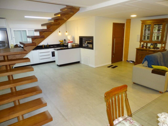 Imagem Casa com 3 Quartos à Venda, 126 m² em Bombas - Bombinhas