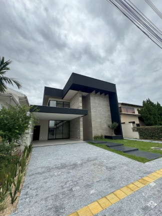 Sobrado com 5 Quartos à Venda, 344 m² em Jardins Madri - Goiânia
