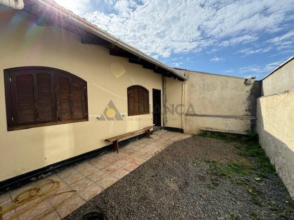 Imagem Casa com 3 Quartos à Venda, 130 m² em Centro - Navegantes