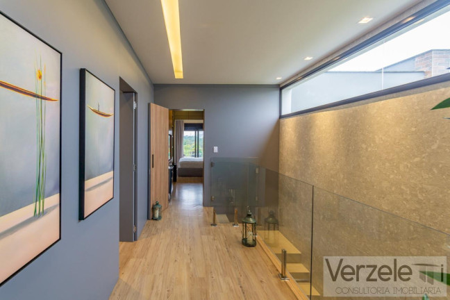 Imagem Casa com 4 Quartos à Venda, 390 m² em Centro - Camboriú Imagem Casa com 4 Quartos à Venda, 390 m² em Centro - Camboriú