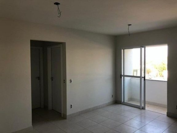 Imagem Apartamento com 2 Quartos à Venda, 63 m² em Centro - Criciúma