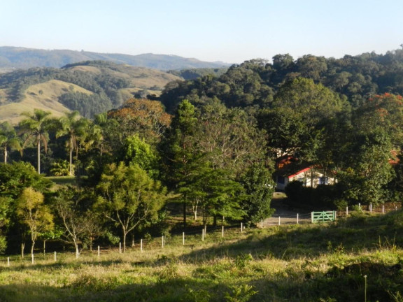 Imagem Chácara com 7 Quartos à Venda, 447 m² em Bom Retiro - Caldas Imagem Chácara com 7 Quartos à Venda, 447 m² em Bom Retiro - Caldas