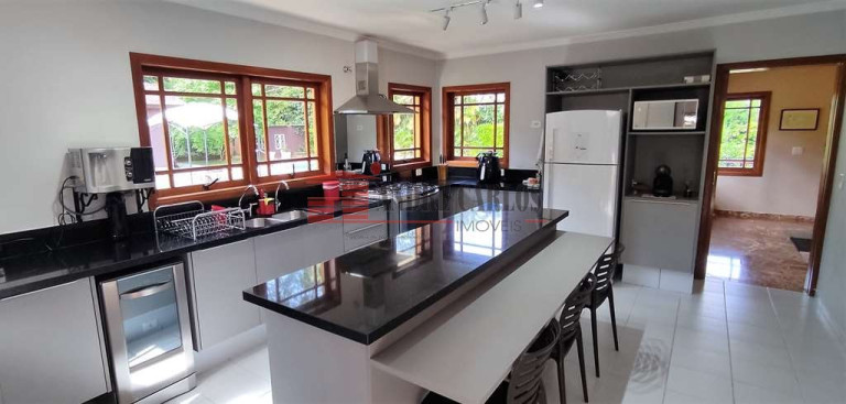 Imagem Casa de Condomínio com 3 Quartos à Venda, 330 m² em Algarve - Cotia Imagem Casa de Condomínio com 3 Quartos à Venda, 330 m² em Algarve - Cotia