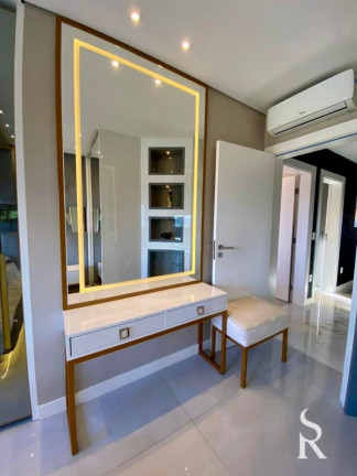Imagem Apartamento com 3 Quartos para Alugar, 130 m² em Centro - Balneário Camboriú Imagem Apartamento com 3 Quartos para Alugar, 130 m² em Centro - Balneário Camboriú