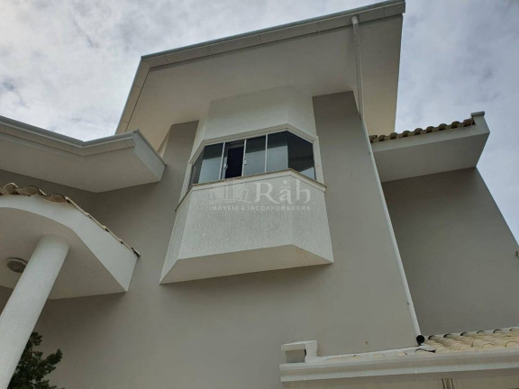 Casa com 3 Quartos à Venda, 304 m² em Ariribá - Balneário Camboriú