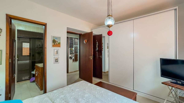 Imagem Apartamento com 3 Quartos à Venda, 99 m² em Floresta - Porto Alegre Imagem Apartamento com 3 Quartos à Venda, 99 m² em Floresta - Porto Alegre