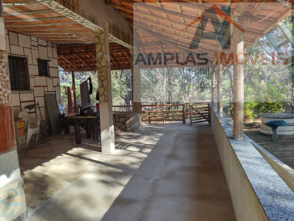 Imagem Casa com 3 Quartos à Venda, 180 m² em Vivenda Do Vale.