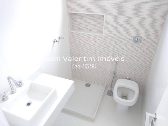 Imagem Casa de Condomínio com 5 Quartos à Venda, 340 m² em Barra Da Tijuca - Rio De Janeiro Imagem Casa de Condomínio com 5 Quartos à Venda, 340 m² em Barra Da Tijuca - Rio De Janeiro