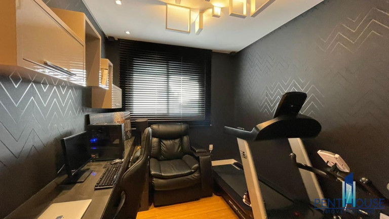 Imagem Apartamento com 3 Quartos à Venda, 130 m² em Centro - Balneário Camboriú Imagem Apartamento com 3 Quartos à Venda, 130 m² em Centro - Balneário Camboriú