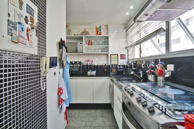 Imagem Apartamento com 2 Quartos à Venda, 122 m² em Moema - São Paulo