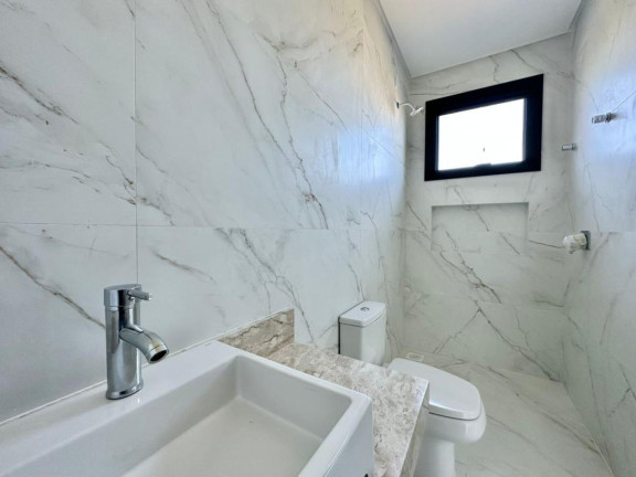 Imagem Casa com 3 Quartos à Venda,  em -- - Xangri-la