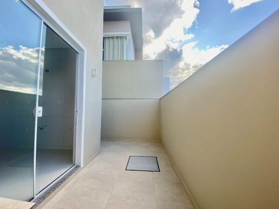 Imagem Sobrado com 3 Quartos à Venda, 100 m² em Forquilhas - São José Imagem Sobrado com 3 Quartos à Venda, 100 m² em Forquilhas - São José