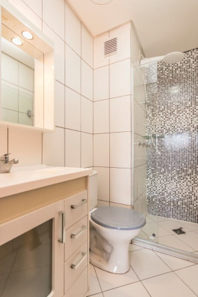 Imagem Imóvel com 3 Quartos à Venda, 80 m² em Jardim Itu - Porto Alegre Imagem Imóvel com 3 Quartos à Venda, 80 m² em Jardim Itu - Porto Alegre