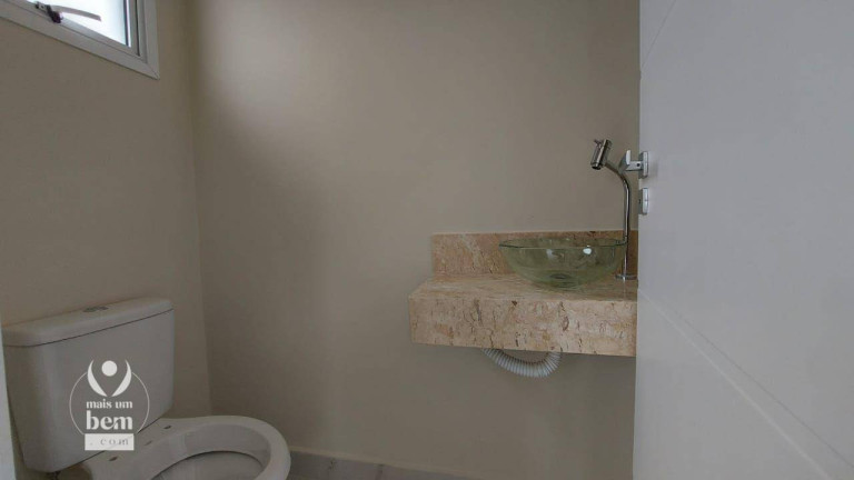 Imagem Sobrado com 3 Quartos à Venda, 141 m² em Uberaba - Curitiba Imagem Sobrado com 3 Quartos à Venda, 141 m² em Uberaba - Curitiba