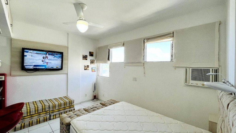 Imagem Kitnet com 1 Quarto à Venda, 25 m² em Itarare - Sao Vicente