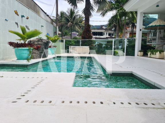 Imagem Casa com 4 Quartos à Venda, 300 m² em Vargem Grande - Rio De Janeiro Imagem Casa com 4 Quartos à Venda, 300 m² em Vargem Grande - Rio De Janeiro