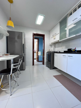 Imagem Imóvel com 3 Quartos à Venda, 130 m² em Jardim Da Penha - Vitória Imagem Imóvel com 3 Quartos à Venda, 130 m² em Jardim Da Penha - Vitória