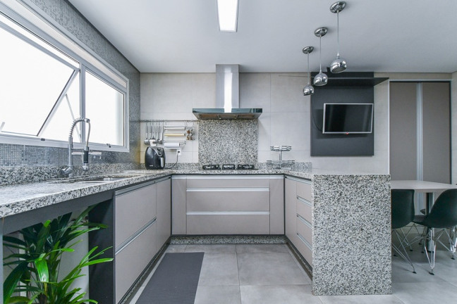 Imagem Imóvel com 4 Quartos à Venda, 238 m² em Vila Suzana - São Paulo Imagem Imóvel com 4 Quartos à Venda, 238 m² em Vila Suzana - São Paulo