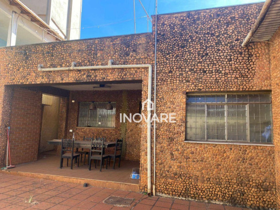 Imagem Casa com 8 Quartos à Venda, 280 m² em Setor Central - Itumbiara
