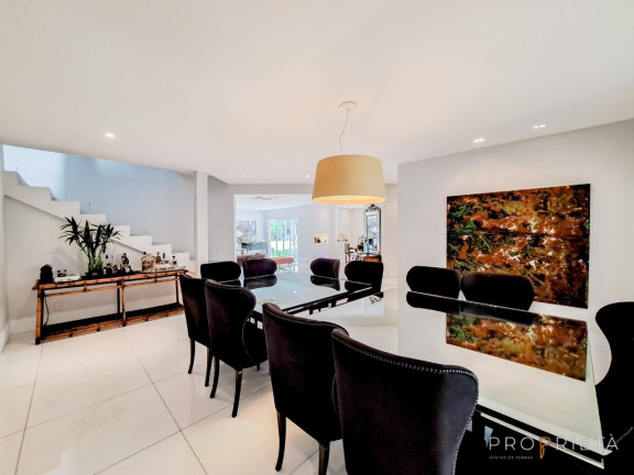 Imagem Casa de Condomínio com 4 Quartos à Venda, 900 m² em Barra Da Tijuca - Rio De Janeiro Imagem Casa de Condomínio com 4 Quartos à Venda, 900 m² em Barra Da Tijuca - Rio De Janeiro