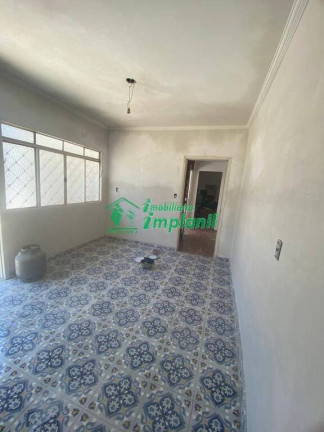 Imagem Casa com 2 Quartos à Venda, 117 m² em Vila Santa Terezinha - Várzea Paulista Imagem Casa com 2 Quartos à Venda, 117 m² em Vila Santa Terezinha - Várzea Paulista