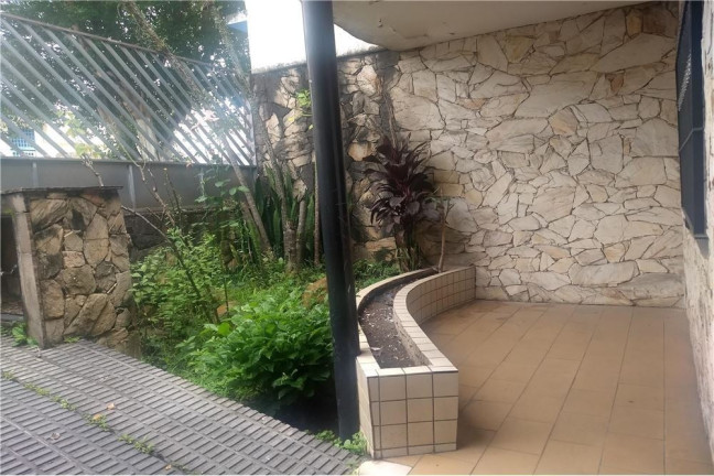 Imagem Casa com 5 Quartos à Venda,  em Vila São José - São Paulo