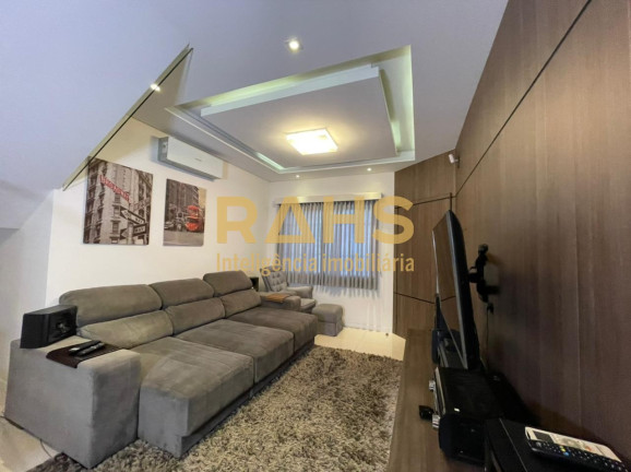 Imagem Casa com 4 Quartos à Venda, 159 m² em Glória - Joinville Imagem Casa com 4 Quartos à Venda, 159 m² em Glória - Joinville