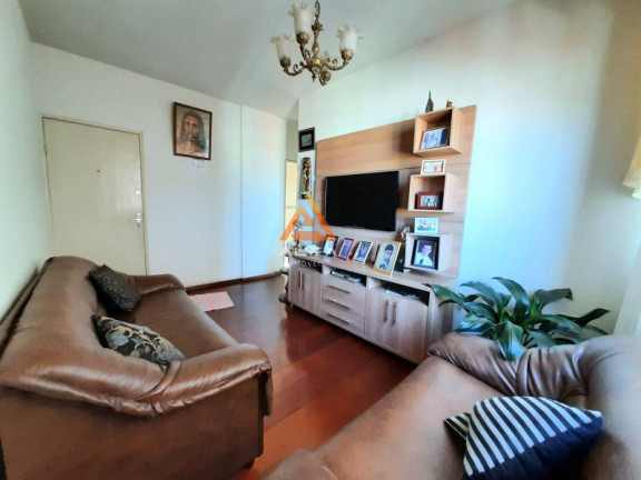 Imagem Apartamento com 3 Quartos à Venda, 75 m²