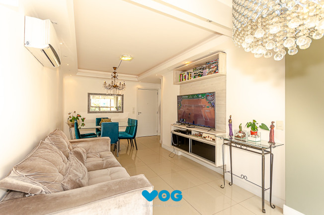 Imagem Imóvel com 2 Quartos à Venda, 80 m² em Petrópolis - Porto Alegre Imagem Imóvel com 2 Quartos à Venda, 80 m² em Petrópolis - Porto Alegre