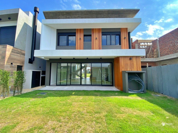 Imagem Casa de Condomínio com 4 Quartos à Venda, 210 m² em Xangri-la - Xangri-lá