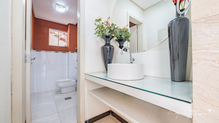 Imagem Casa de Condomínio com 3 Quartos à Venda, 250 m² em Loteamento Portal Do Sol I - Goiânia