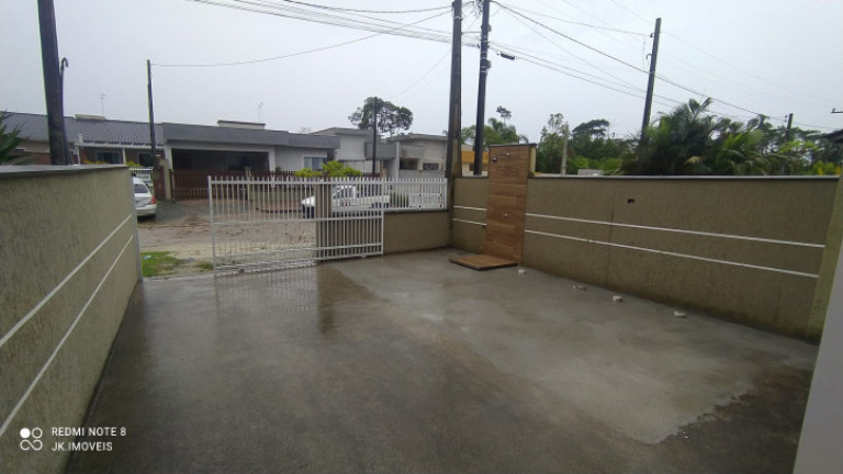 Imagem Sobrado com 3 Quartos para Temporada, 98 m² em Balneário Mariluz - Itapoá Imagem Sobrado com 3 Quartos para Temporada, 98 m² em Balneário Mariluz - Itapoá