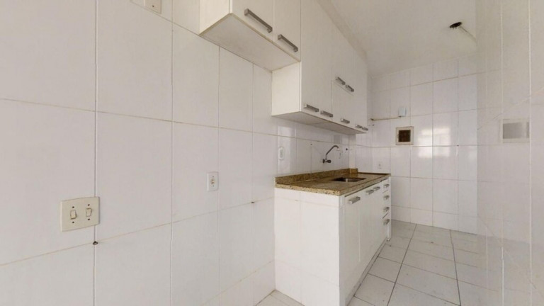 Imagem Imóvel com 3 Quartos à Venda, 98 m² em Copacabana - Rio De Janeiro Imagem Imóvel com 3 Quartos à Venda, 98 m² em Copacabana - Rio De Janeiro