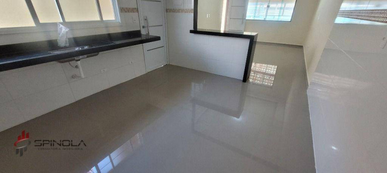 Imagem Casa com 2 Quartos à Venda, 110 m² em Maracanã - Praia Grande Imagem Casa com 2 Quartos à Venda, 110 m² em Maracanã - Praia Grande
