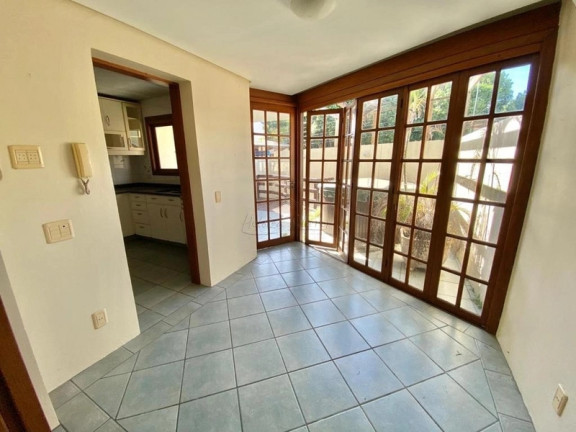 Imagem Casa com 4 Quartos à Venda, 317 m² em Tristeza - Porto Alegre Imagem Casa com 4 Quartos à Venda, 317 m² em Tristeza - Porto Alegre