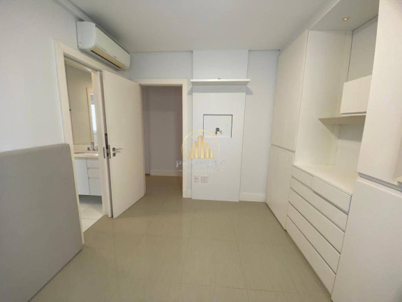 Imagem Apartamento com 3 Quartos à Venda, 110 m² em Centro - Balneário Camboriú Imagem Apartamento com 3 Quartos à Venda, 110 m² em Centro - Balneário Camboriú
