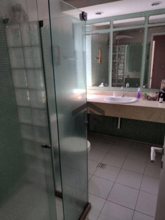Imagem Apartamento com 4 Quartos à Venda, 175 m² em Espinheiro - Recife