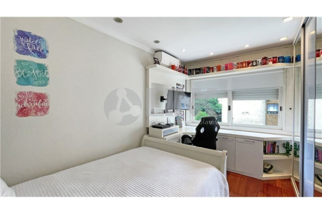 Imagem Apartamento com 3 Quartos à Venda, 210 m² em Bela Vista - Porto Alegre