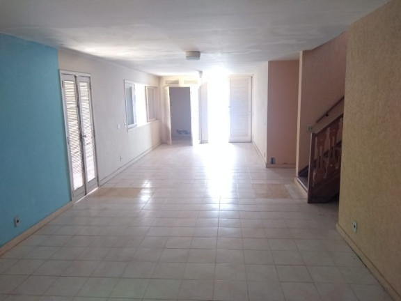 Imagem Casa com 5 Quartos à Venda, 450 m² em Ogiva - Cabo Frio Imagem Casa com 5 Quartos à Venda, 450 m² em Ogiva - Cabo Frio