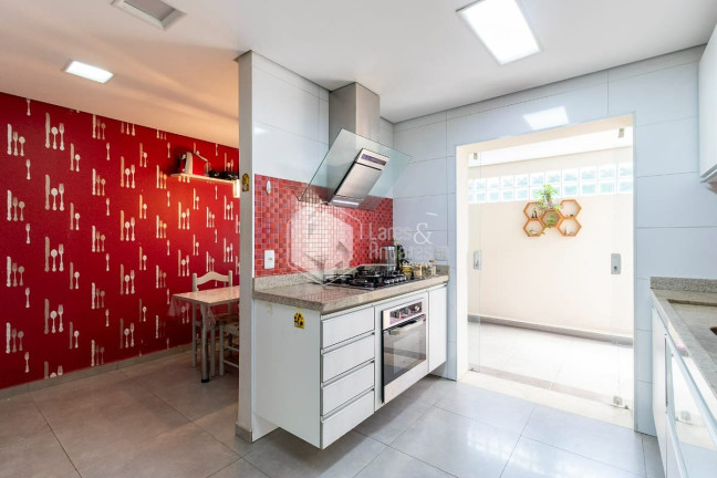 Imagem Casa com 3 Quartos à Venda, 189 m² em Parque Jabaquara - São Paulo