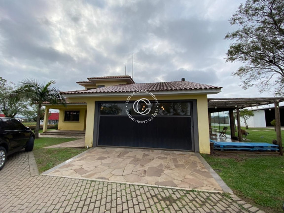 Imagem Casa com 4 Quartos à Venda, 300 m² em Pinheiro Machado - Santa Maria Imagem Casa com 4 Quartos à Venda, 300 m² em Pinheiro Machado - Santa Maria
