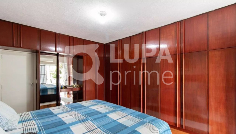 Imagem Casa com 5 Quartos à Venda, 182 m² em Jardim Guanca - São Paulo