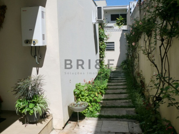 Imagem Casa com 4 Quartos à Venda ou Locação, 420 m² em Vila Madalena - São Paulo Imagem Casa com 4 Quartos à Venda ou Locação, 420 m² em Vila Madalena - São Paulo