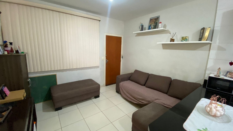 Imagem Imóvel com 2 Quartos à Venda, 10 m² em Ibituruna - Montes Claros