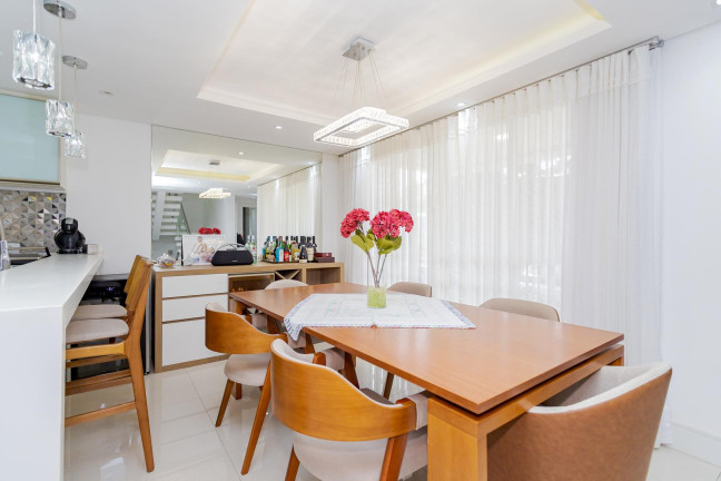 Imagem Casa de Condomínio com 4 Quartos à Venda, 270 m² em Campo Comprido - Curitiba