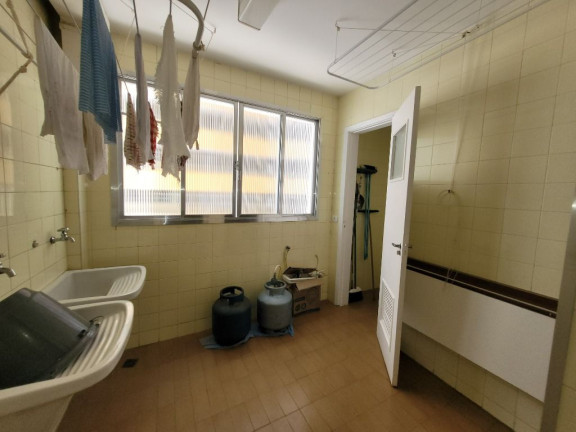 Imagem Apartamento com 3 Quartos à Venda, 140 m² em Pitangueiras - Guarujá