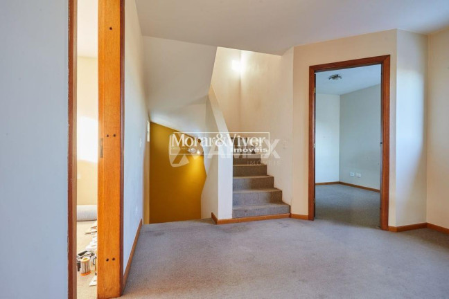 Imagem Sobrado com 3 Quartos à Venda, 170 m² em Lindóia - Curitiba