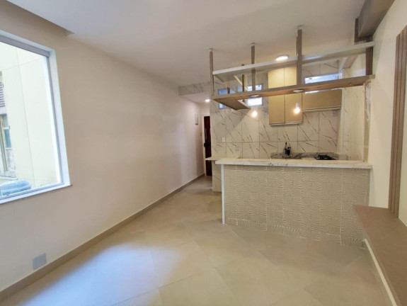 Imagem Apartamento com 1 Quarto à Venda, 35 m² em Copacabana - Rio De Janeiro Imagem Apartamento com 1 Quarto à Venda, 35 m² em Copacabana - Rio De Janeiro