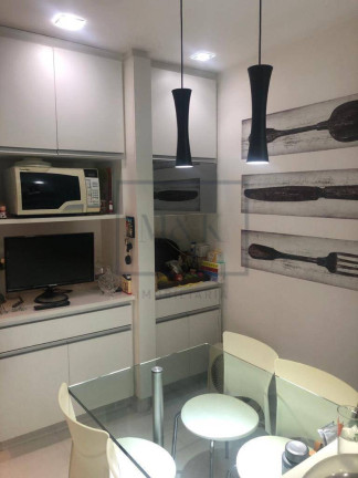 Imagem Apartamento com 3 Quartos à Venda, 200 m² em Barra Da Tijuca - Rio De Janeiro