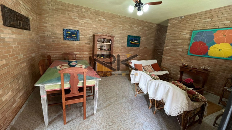 Imagem Casa com 2 Quartos à Venda, 110 m² em Barra Da Lagoa - Ubatuba Imagem Casa com 2 Quartos à Venda, 110 m² em Barra Da Lagoa - Ubatuba